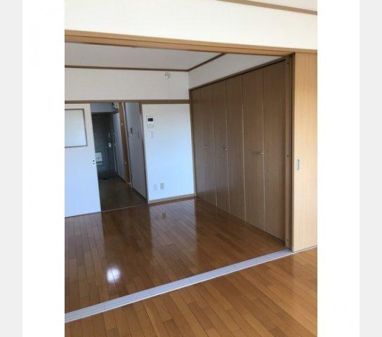 サンヒルズ赤塚の居間・リビング