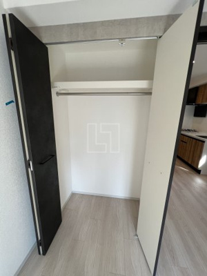 【収納】 | ファーストフィオーレ谷町六丁目フェリシア | ファーストフィオーレ谷町六丁目フェリシア　クローゼット
