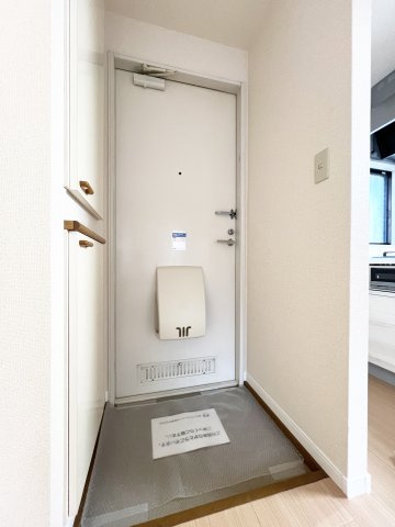 コーポサフランの玄関