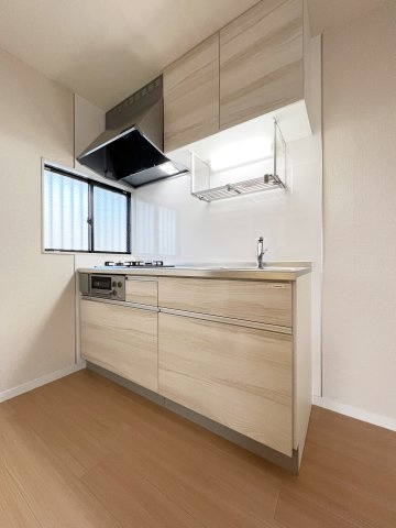 コーポサフランのキッチン|グリル付2口システムキッチンに全交換しました♪