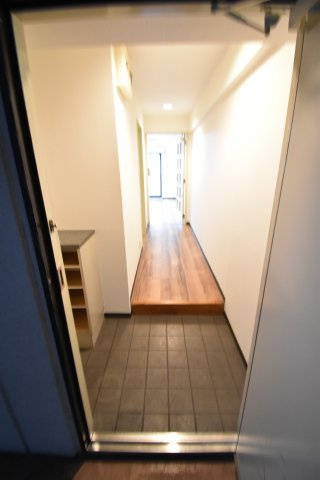 メロディーハイム夕陽丘の玄関
