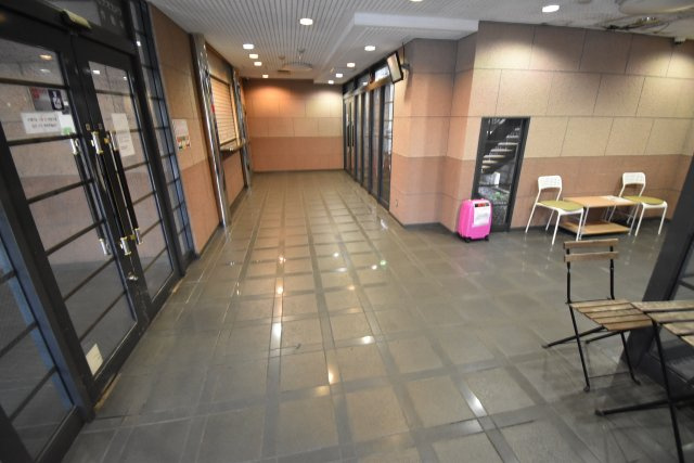 メロディーハイム夕陽丘のエントランス