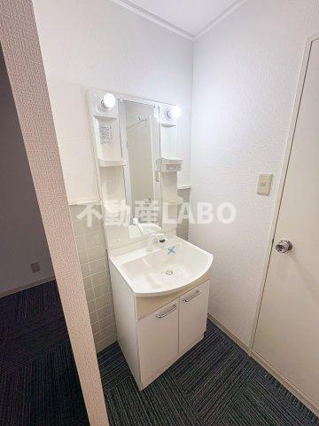 コーポラス翌檜の洗面所