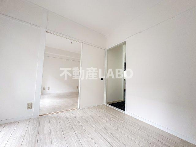 コーポラス翌檜の洋室