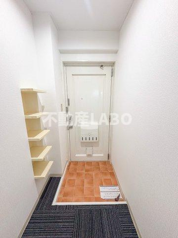 コーポラス翌檜の玄関