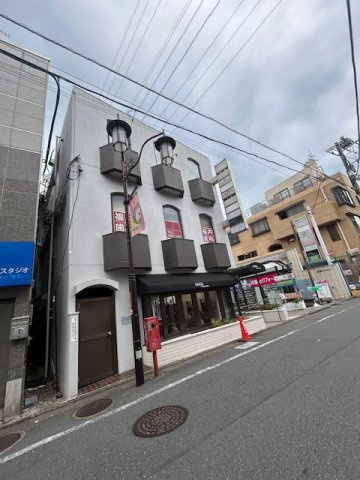 成城ピアッツァの外観