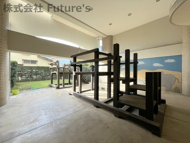 モアステージ吉川ライネスハイムB棟のその他共用部分|子育て世帯には嬉しい敷地内に公園があります