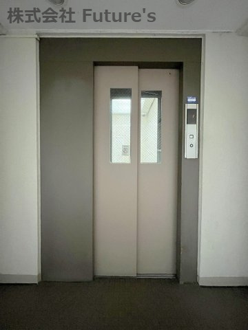 モアステージ吉川ライネスハイムB棟のその他共用部分|エレベーター完備