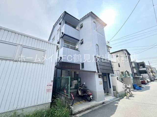 メゾンドリュウ鶴見