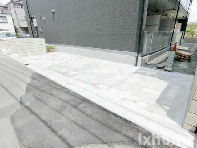 リブリ・茨木春日の駐車場|駐車場に車を止められます
