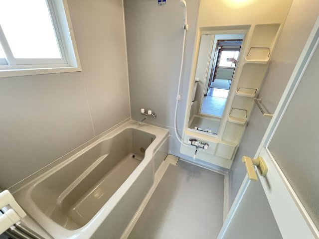 八戸市大久保字下大久保の独立洗面台