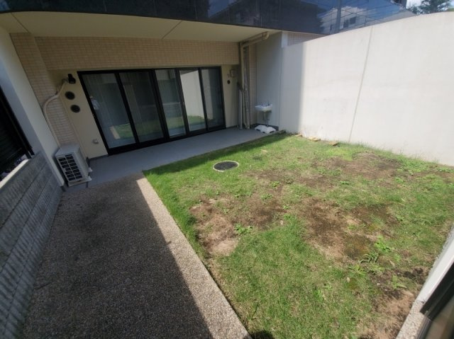 ザ・パームス祐天寺マスタープレイスの庭|専用庭