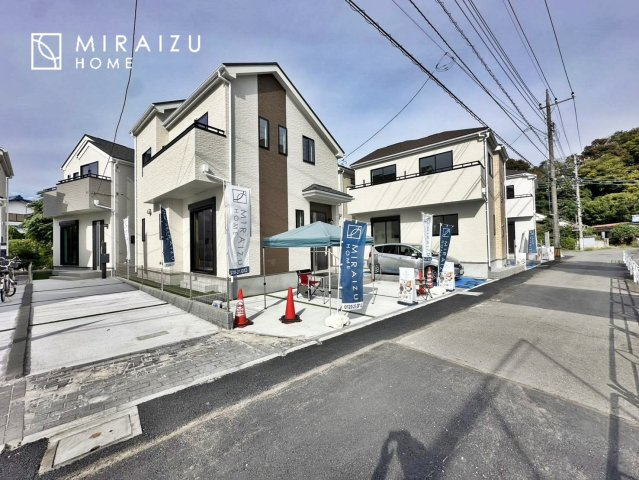 【外観】 | 陽の光をたっぷりと浴びながら気持ち良く生活が出来ます。夢のマイホーム、夢ではなく実現出来ます！見学・ご相談等、お気軽にご連絡下さい。