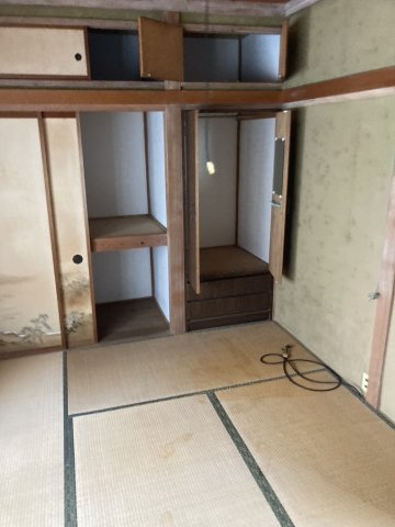 黒部市飯沢貸家の和室|落ち着いた雰囲気の和室付きです
