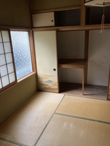 黒部市飯沢貸家の和室|趣のある和室です