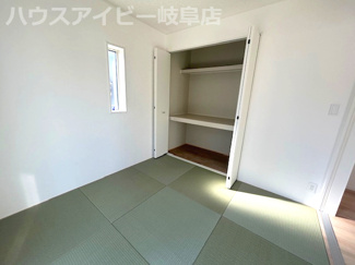 【和室】 | 羽島市竹鼻町新築建売全3棟！竹鼻駅まで徒歩8分！暮らしやすい環境整っております♪お車スペース4台可能 | 羽島市竹鼻町新築建売全3棟！竹鼻駅まで徒歩8分！暮らしやすい環境整っております♪お車スペース4台可能