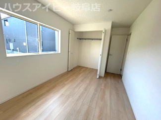 【洋室】 | 羽島市竹鼻町新築建売全3棟！竹鼻駅まで徒歩8分！暮らしやすい環境整っております♪お車スペース4台可能 | 羽島市竹鼻町新築建売全3棟！竹鼻駅まで徒歩8分！暮らしやすい環境整っております♪お車スペース4台可能