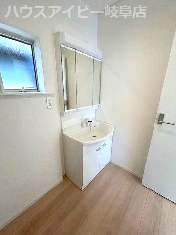 【独立洗面台】の画像