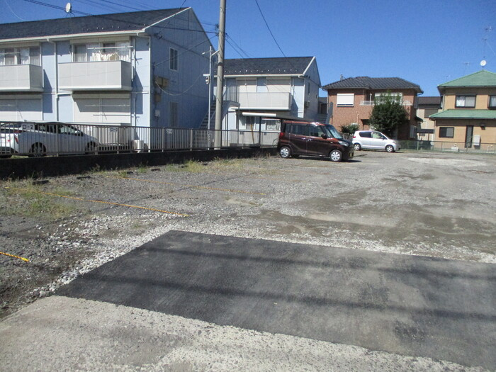 ルミエールⅠの駐車場