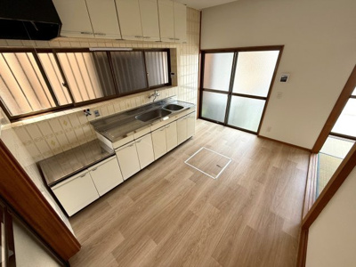 【居間・リビング】 | 甲田6丁目貸家