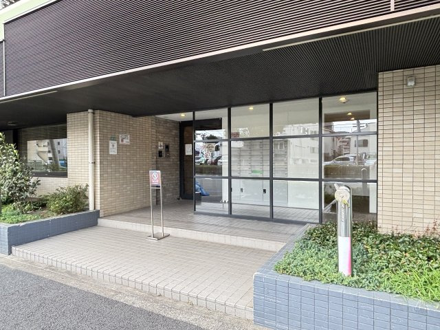 リノア西葛西のエントランス