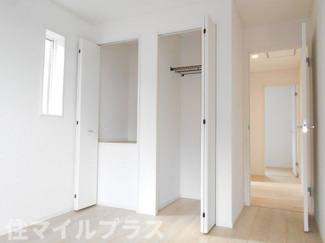 【洋室】 | 西郷村羽太新築一戸建て2棟 | 広々とした洋室です