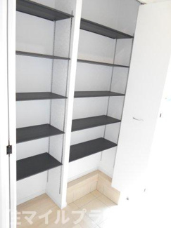 【玄関】 | 西郷村羽太新築一戸建て2棟 | 玄関です