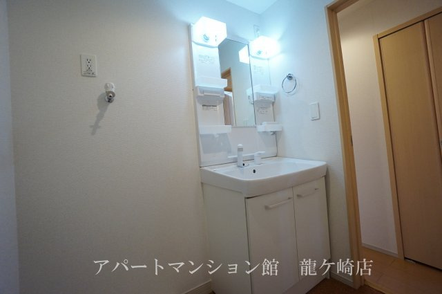 ラフィーネの独立洗面台