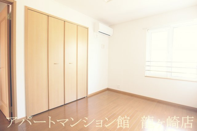 さくらヒルズ霞台　壱番館の寝室