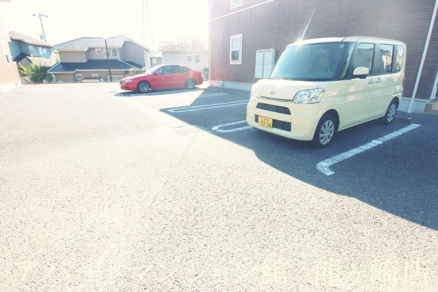 さくらヒルズ霞台　壱番館の駐車場