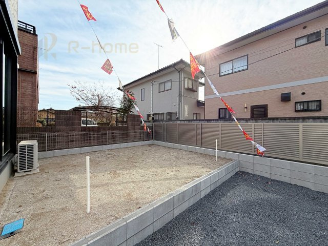 那珂市菅谷11期　新築戸建て　1号棟の庭|お家時間を満喫できる広々としたお庭！お子様の遊び場やガーデニングスペースに♪