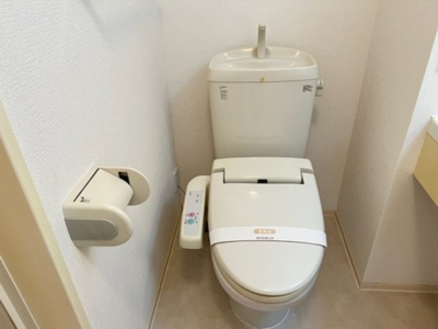 【トイレ】 | メゾン・プラン・ソレイユ | 温水洗浄暖房便座のトイレ