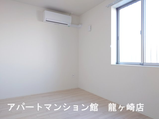 コンフォールKの駐車場