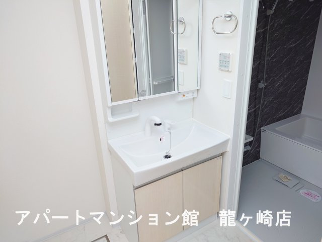 コンフォールKの独立洗面台