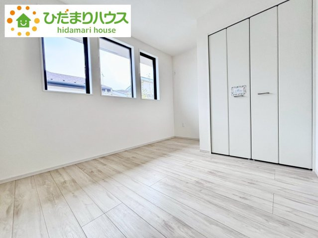 流山市北3期　新築戸建　1号棟の洋室|窓が多く、明るい空間を演出してくれます(*^^*)					
