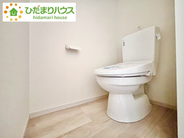 流山市北3期　新築戸建　1号棟のトイレ|トイレは1F、2F共に完備！取り合いになることがありませんね(^^)/							
