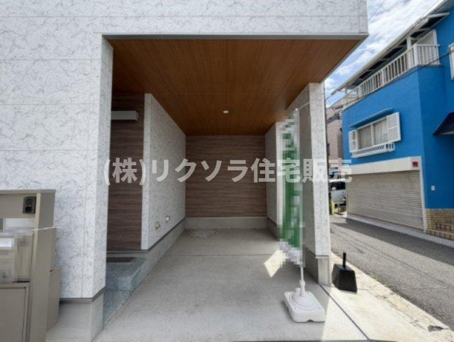 須山町　未入居一戸建ての駐車場|1台駐車可能
■物件内覧・資金計画相談・住宅ローン相談、リフォーム相談、お問合せ受付中■
※当日・翌日のご内覧、ご相談はお電話でのお問合せがスムーズです！
