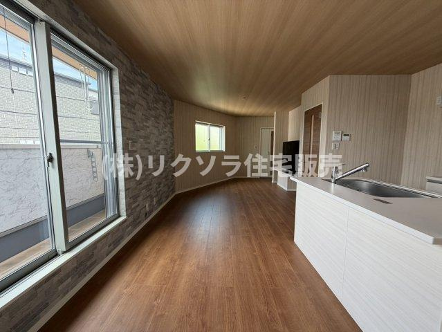 須山町　未入居一戸建ての浴室|ユニットバス　浴室換気乾燥暖房機付き
■物件内覧・資金計画相談・住宅ローン相談、リフォーム相談、お問合せ受付中■
※当日・翌日のご内覧、ご相談はお電話でのお問合せがスムーズです！