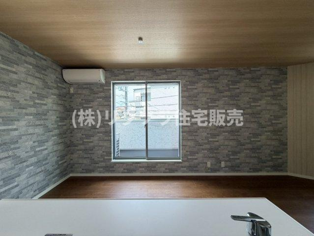 須山町　未入居一戸建ての洋室|洋室4.5帖
■物件内覧・資金計画相談・住宅ローン相談、リフォーム相談、お問合せ受付中■
※当日・翌日のご内覧、ご相談はお電話でのお問合せがスムーズです！