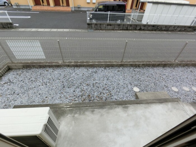 【庭】 | フランシール Ａ | 専用庭