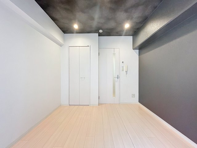 中崎町ハイツの洋室|個人の部屋や寝室として使える洋室です