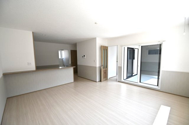 【居間・リビング】 | 陽東メゾネットⅥ