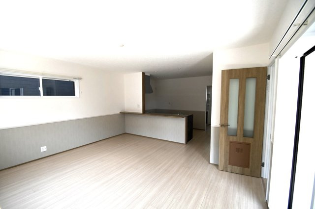 【居間・リビング】 | 陽東メゾネットⅥ