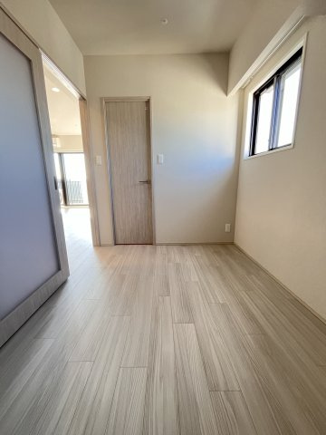 大阪市城東区今福西１丁目の賃貸マンションの洋室