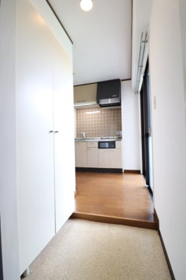 【玄関】 | 英和ビル