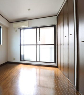 【寝室】 | 英和ビル