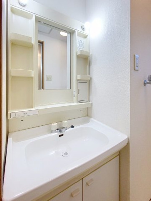 【独立洗面台】 | シュアラT・K・I