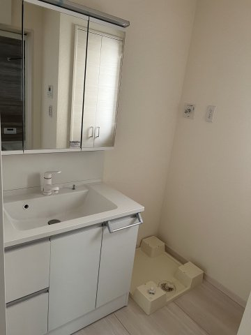 朝霞市根岸台8丁目戸建ての洗面所|洗面所です