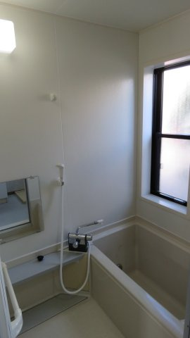 ガーデンヒルズの浴室