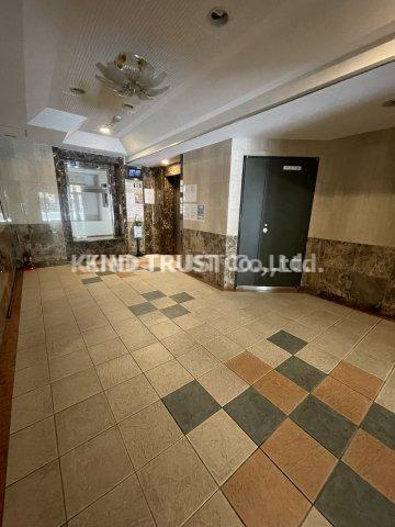 プレサンス同心アーバンステージのロビー|清潔なロビーです